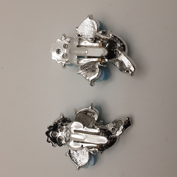 Vintage JJ Jonette Rose Brooch & Clip-On Earrings Set - Excellent Used C… - Picture 3 of 14